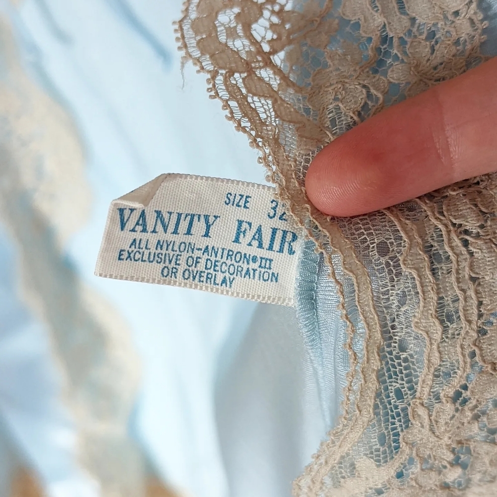 Vintage Vanity Fair Sleepwear/Lingerie - Picture 4 of 6